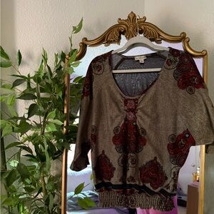 Chic V-Neck Top with Red Accents